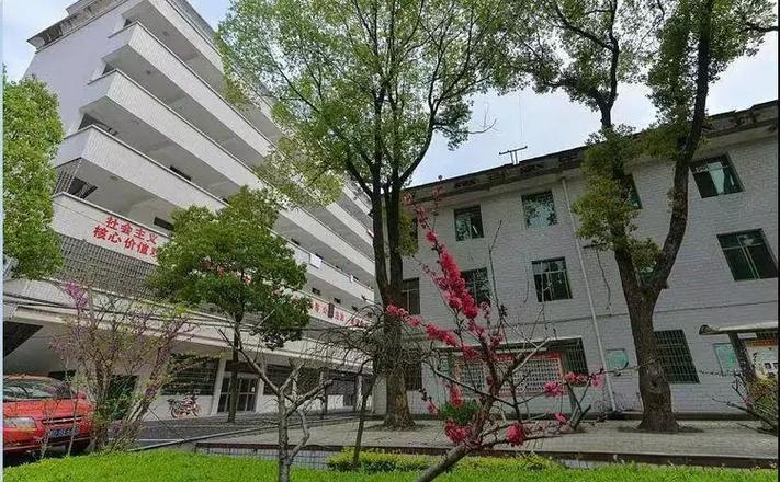 衡东教师进修学校高考补习中心复读班2026招生简章