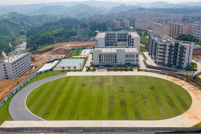 永兴县文郡高级中学复读部2026年招生简章